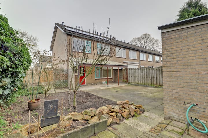 Photo 3 of Burgemeester Hermsenstraat 39