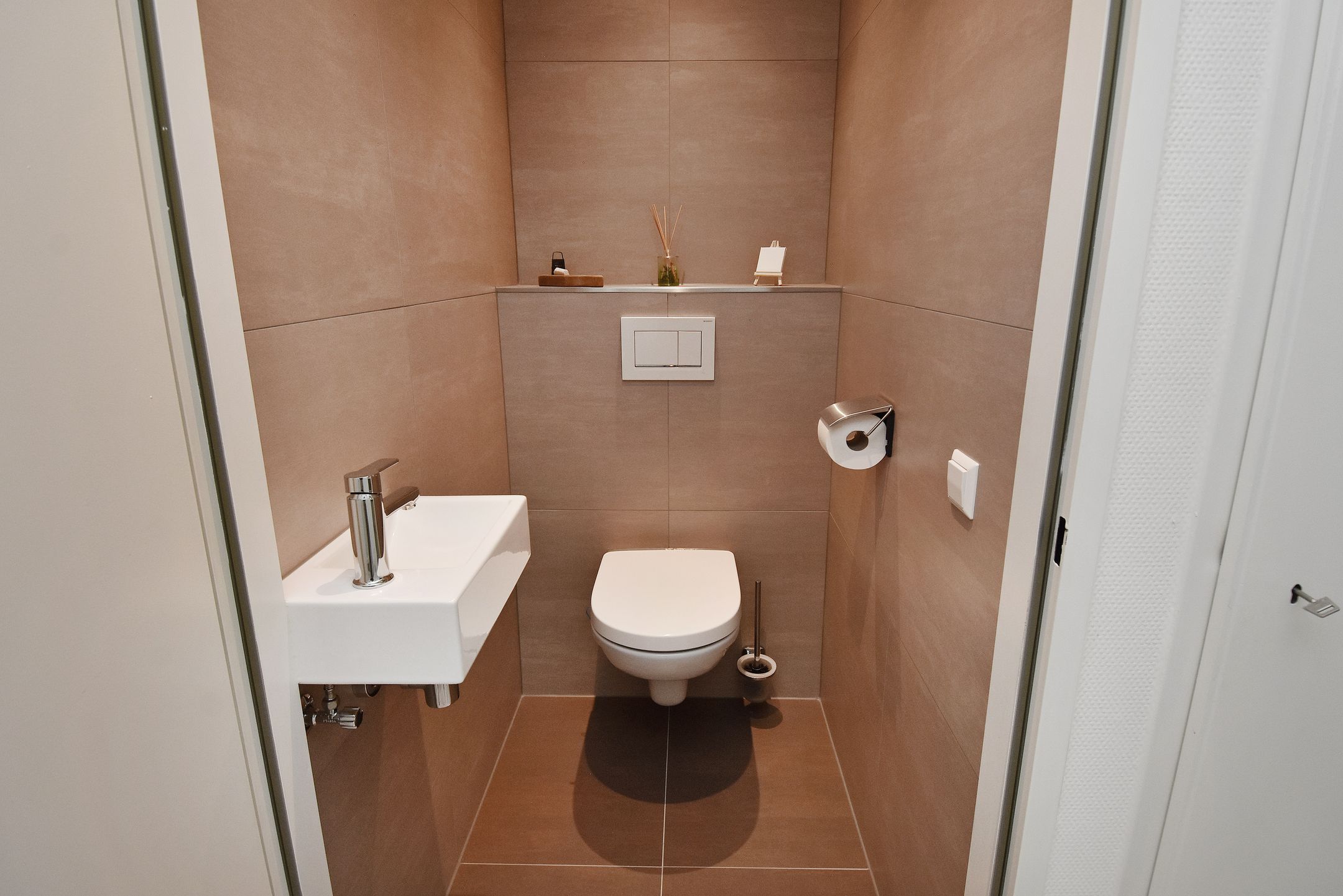 Photo 9 of Passage 36