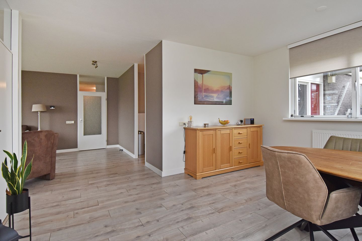 Photo 14 of Passage 36