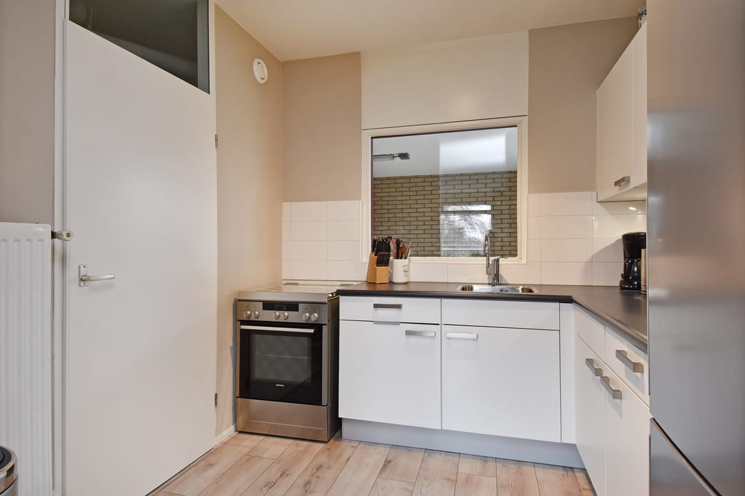 Photo 16 of Passage 36