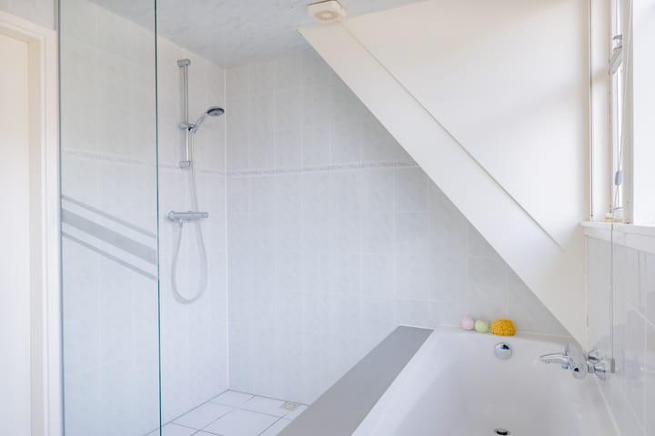 Vrijstaande woning te koop: Middenweg 63, Middenbeemster