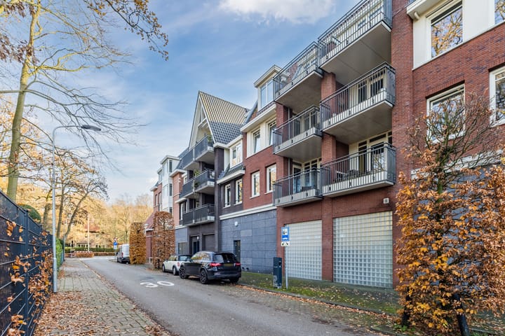 Photo 2 of Branderskamp 57