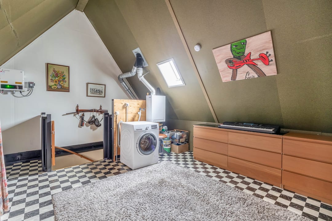 Photo 31 of Azaleastraat 1