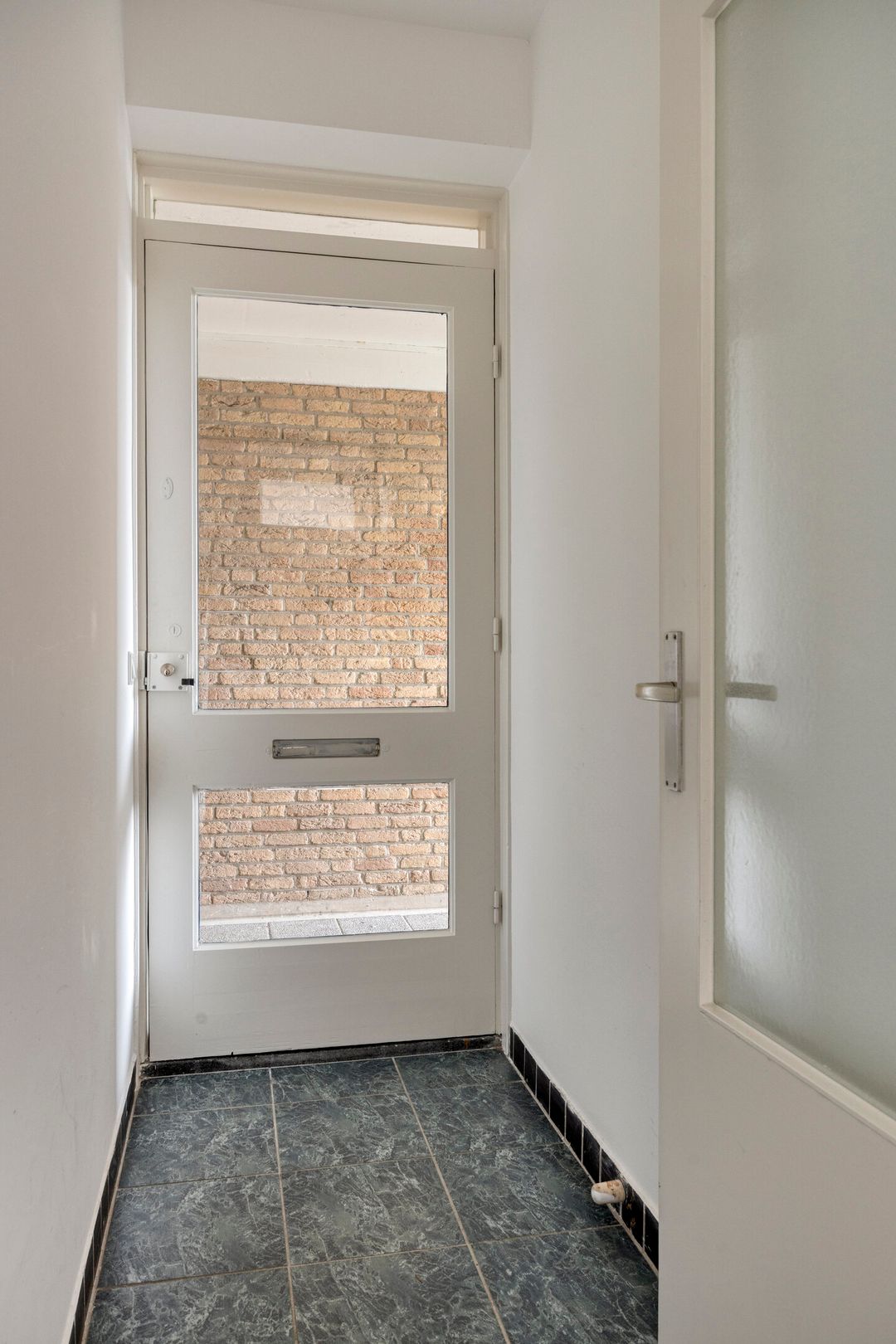 Photo 8 of Aert van Neslaan 610