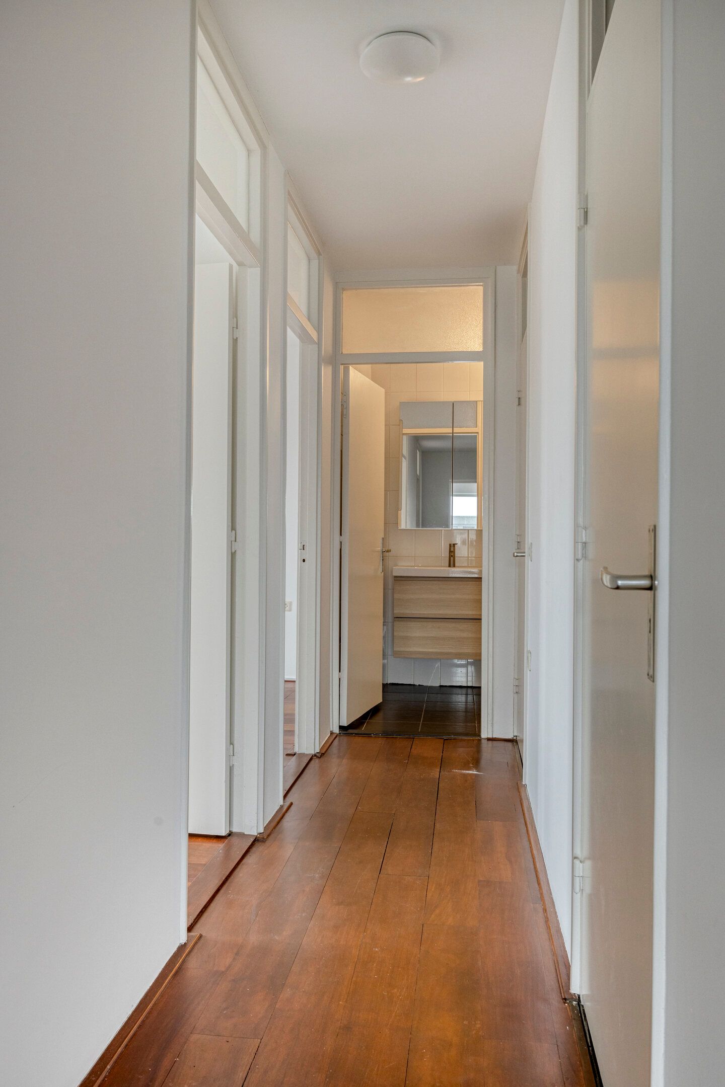 Photo 9 of Aert van Neslaan 610