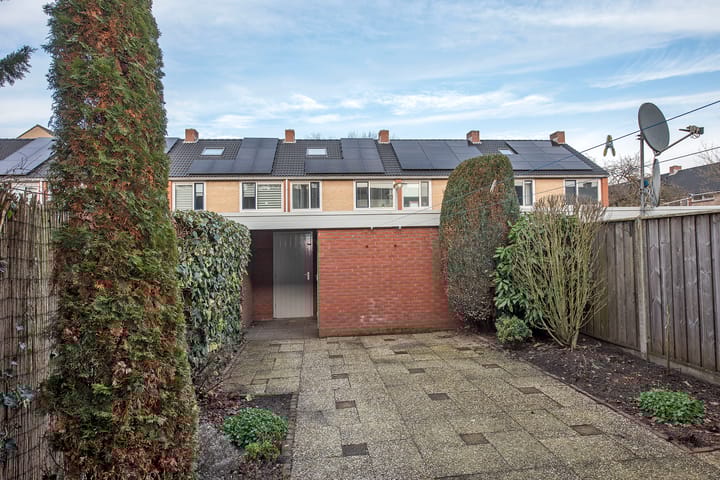 Foto 4 van Henriëtte Roland Holststraat 38