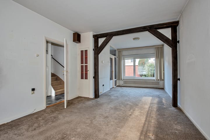 Foto 2 van Henriëtte Roland Holststraat 38