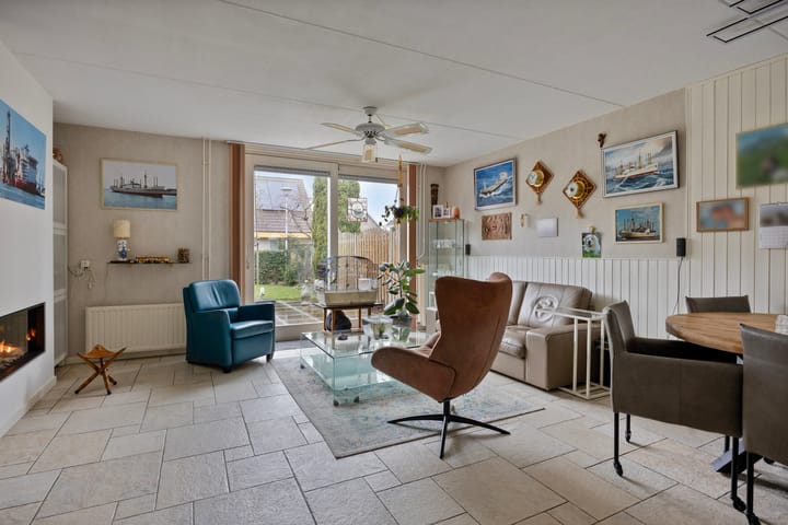 Foto 4 van Burg. Korstanjestraat 13