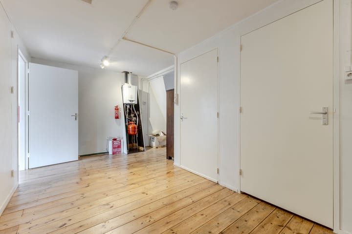 Photo 19 of Krommenieërweg 101