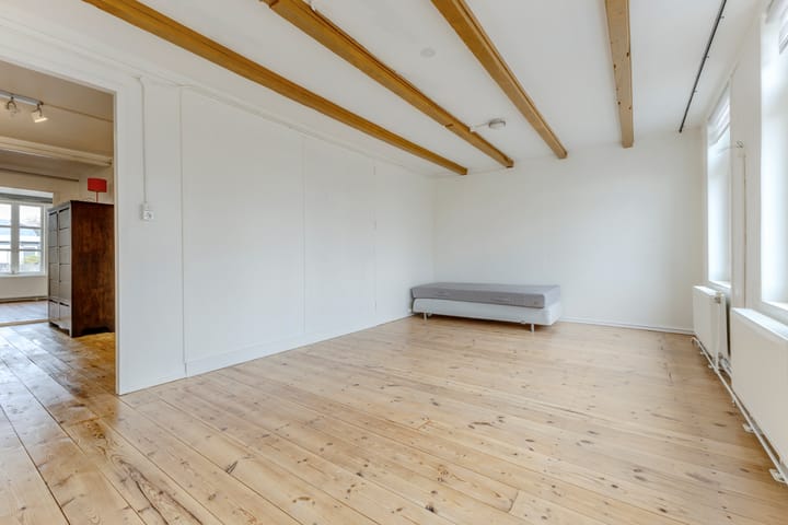 Photo 22 of Krommenieërweg 101