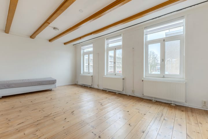 Photo 23 of Krommenieërweg 101