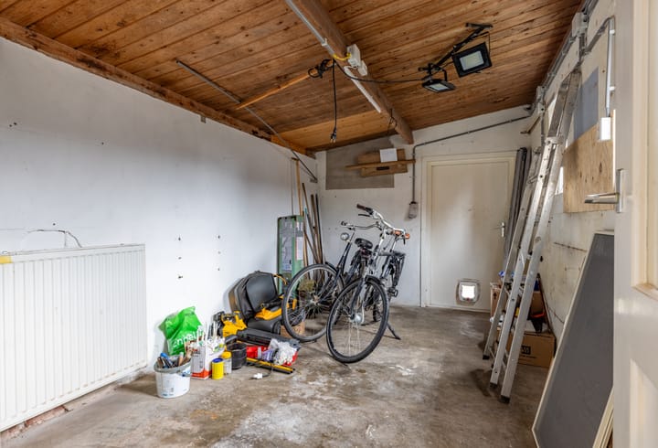 Photo 12 of Frederik Hendrikstraat 24