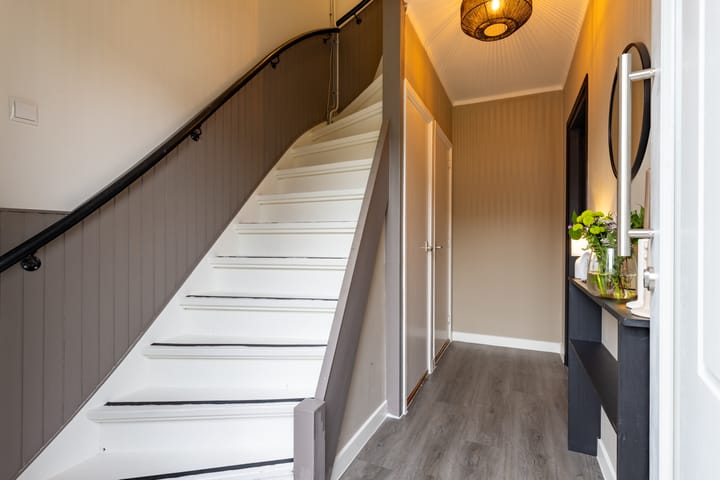 Photo 13 of Frederik Hendrikstraat 24