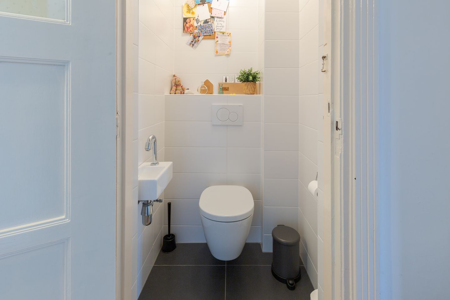 Photo 10 of Nassaulaan 20-A