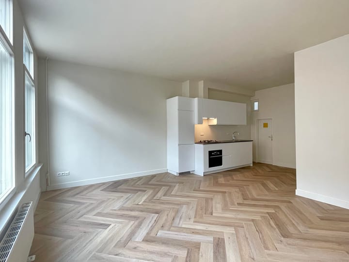 Photo 8 of Hoogstraat 28-A