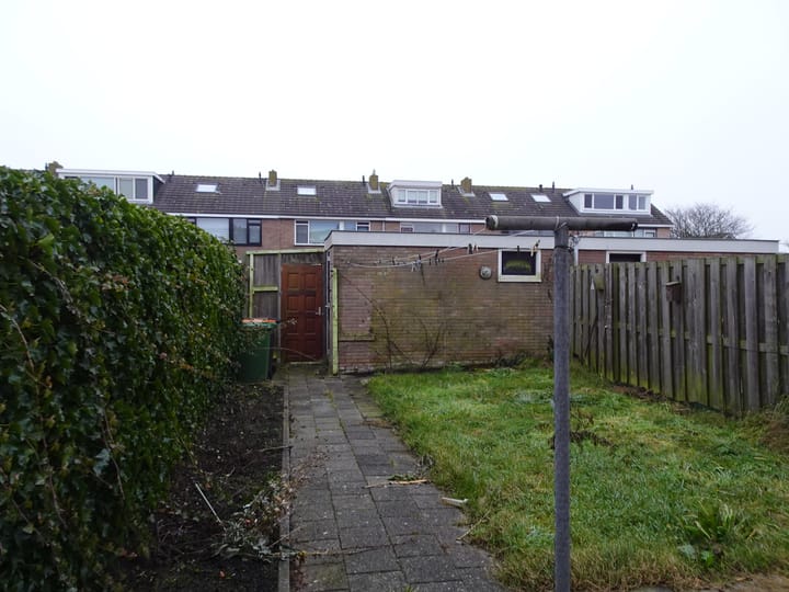 Photo 5 of Julianastraat 8