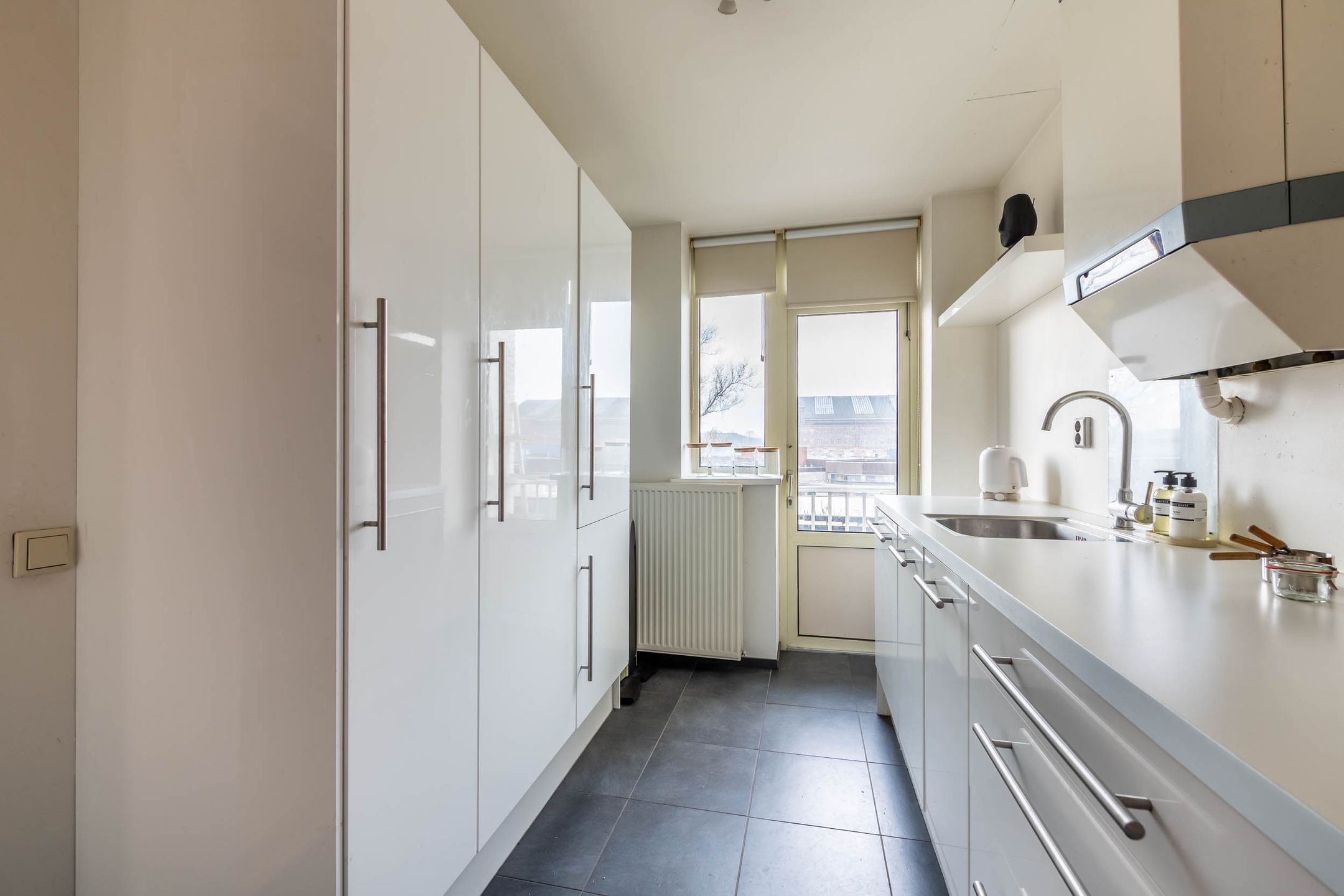 Photo 12 of Van Bossestraat 106-B
