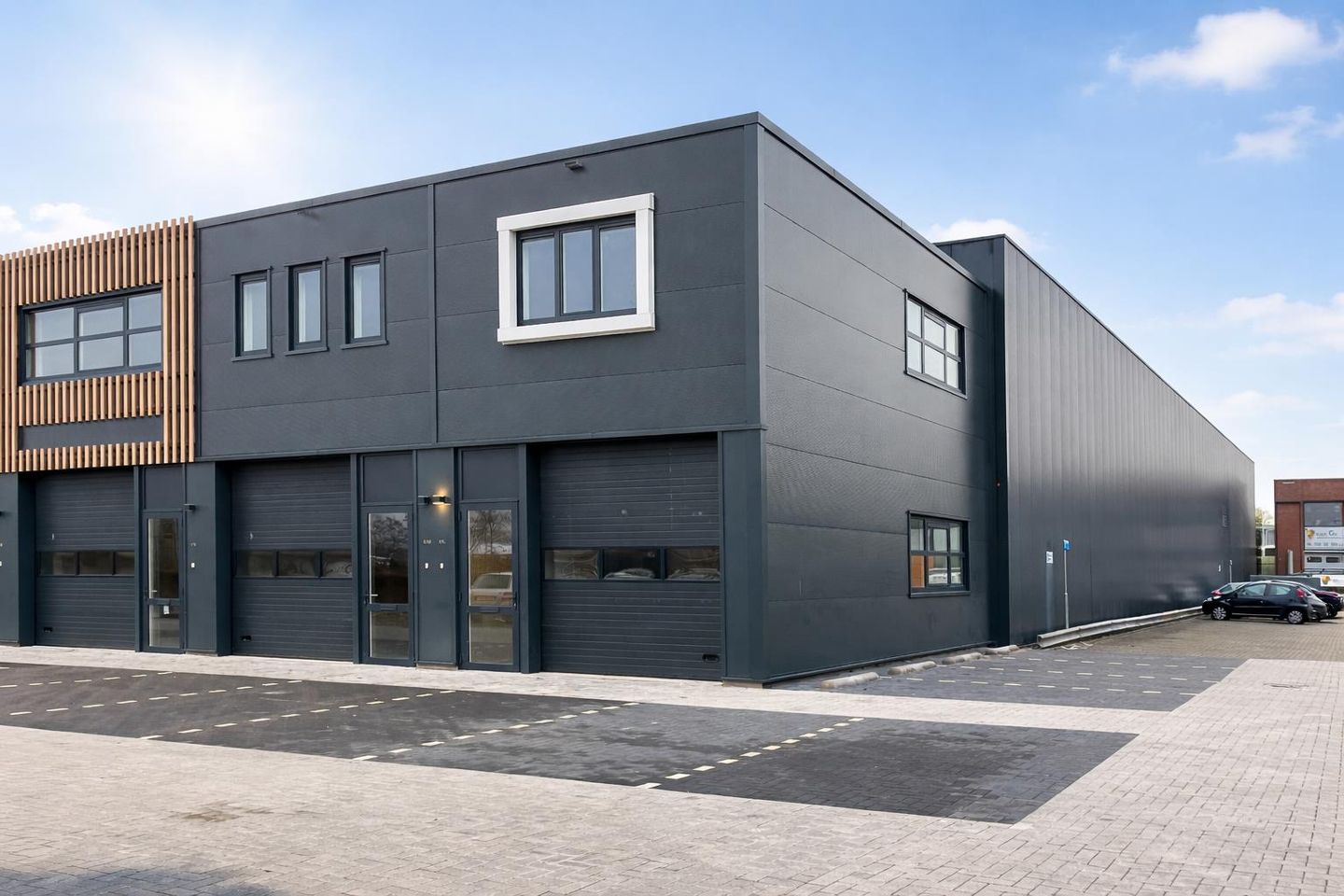 View photo 1 of De Stuwdam 69-L