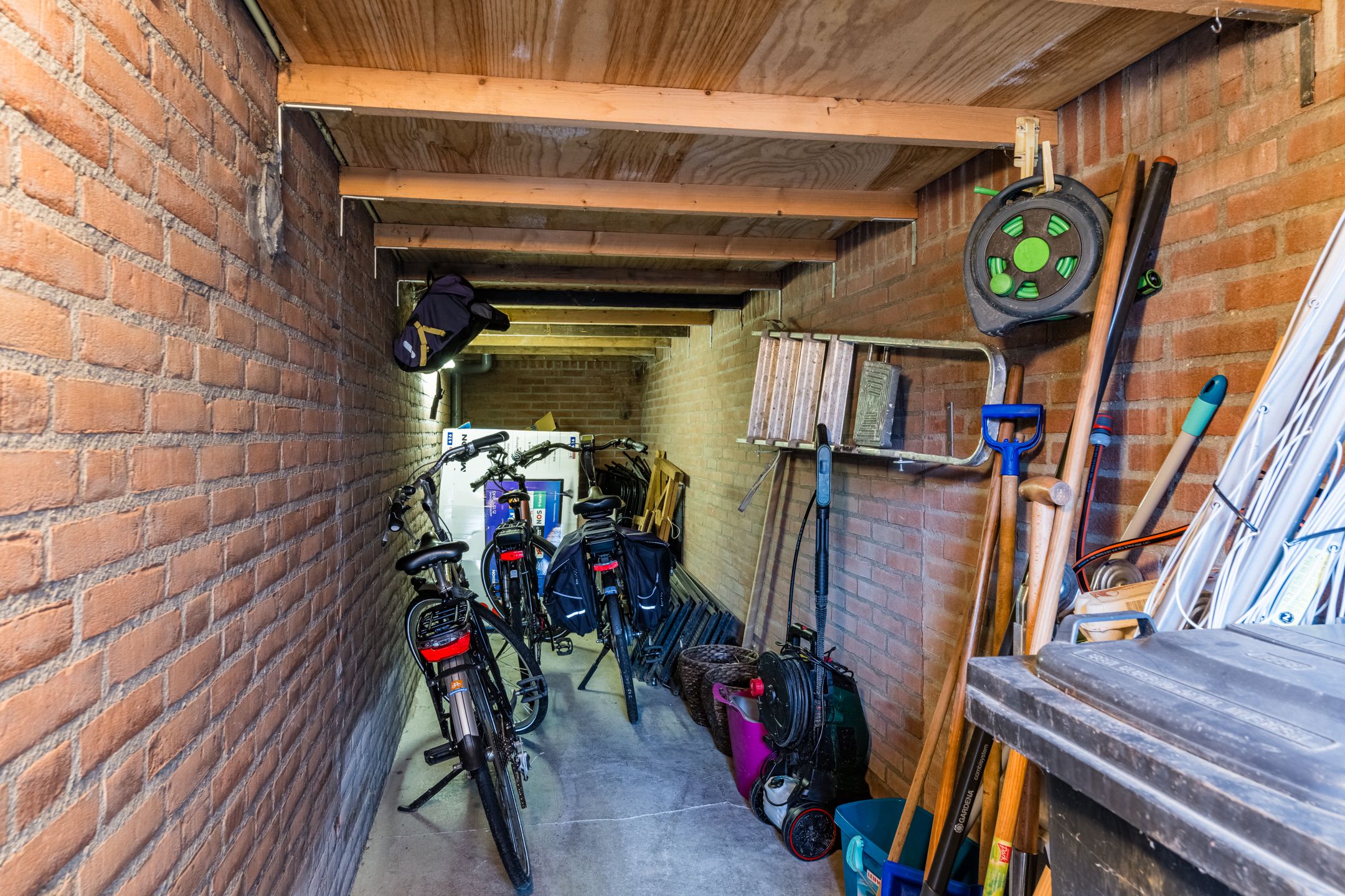 Foto 39 van De Voren 1