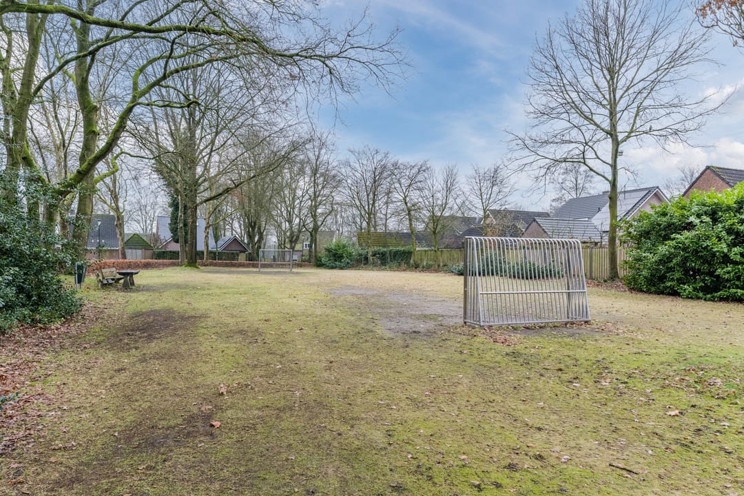 Foto 47 van De Voren 1