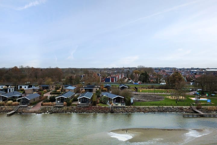 Photo 37 of Zuiderdijk 1-B055