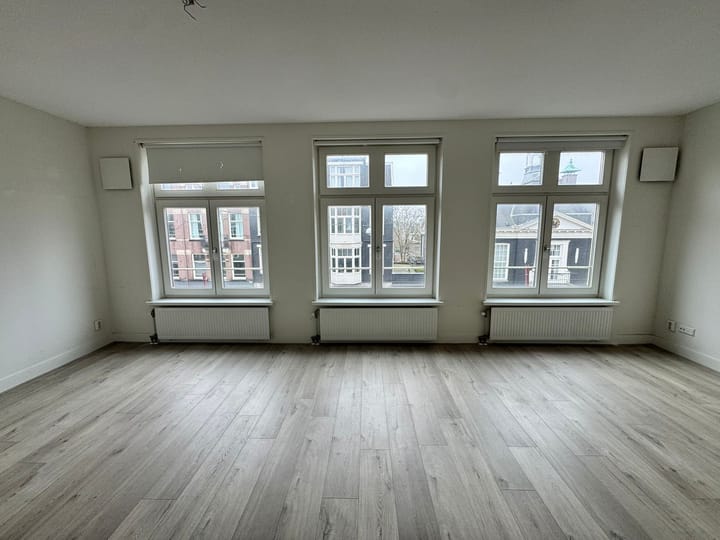 Photo 5 of Middenweg 9-2