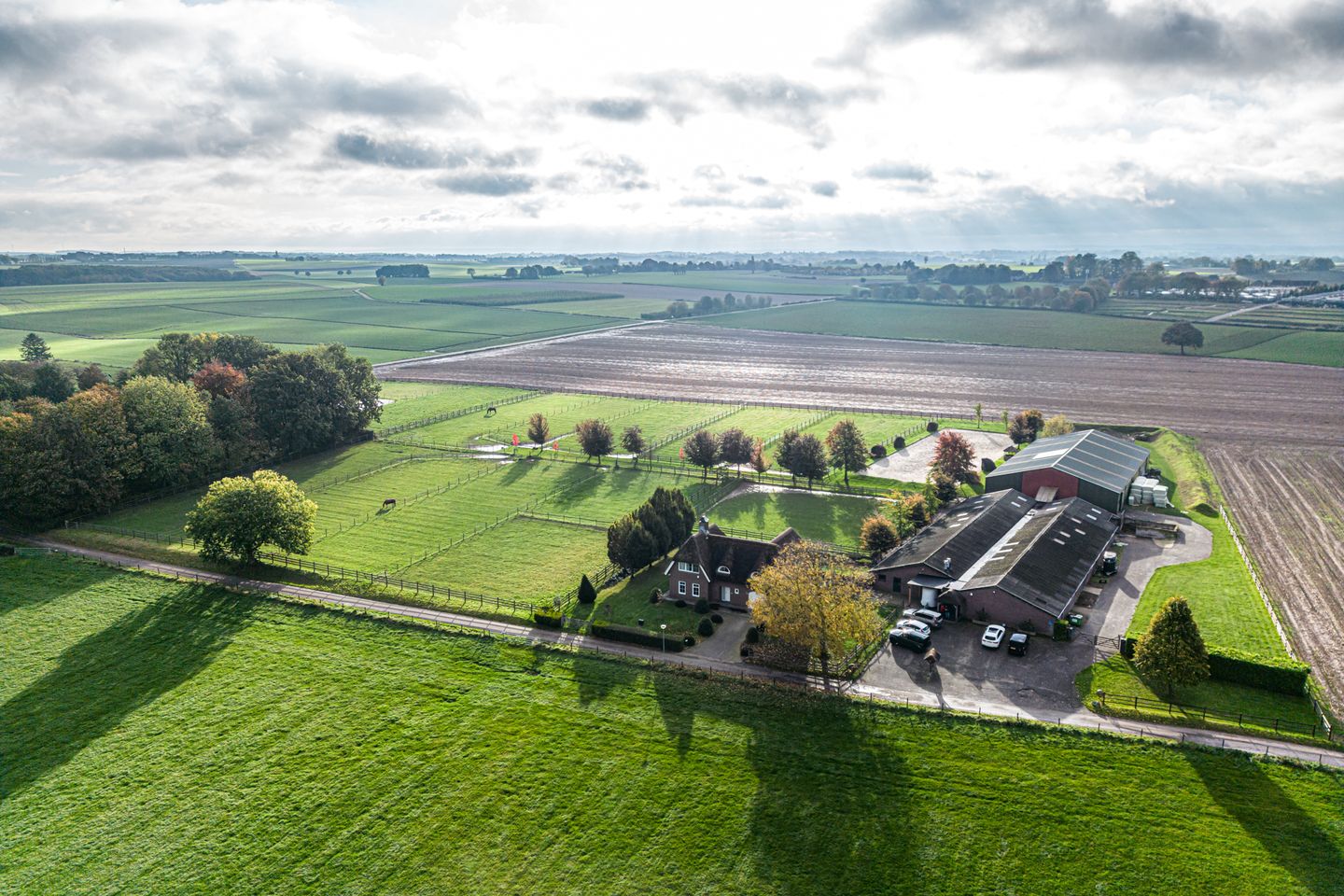 Bekijk foto 4 van Lindenstraat 31
