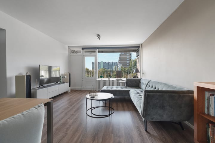 Foto 9 van Volendamlaan 794