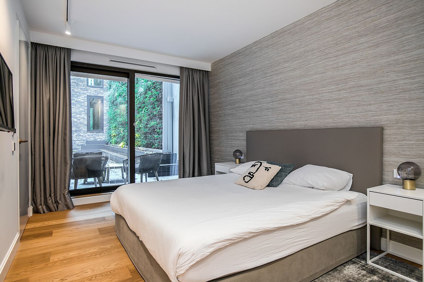 Foto 14 van Fokke Simonszstraat 61-W