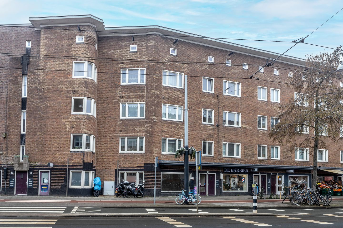 View photo 1 of Postjesweg 74-1