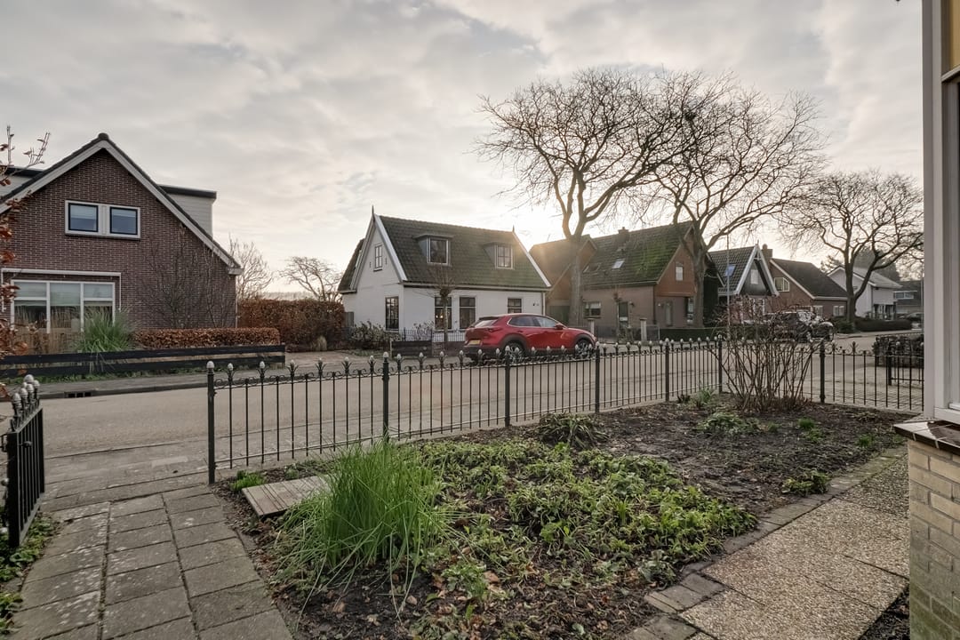 Foto 43 van Kerkweg 12