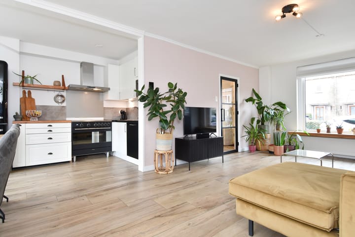 Foto 2 van Willem Klooslaan 36