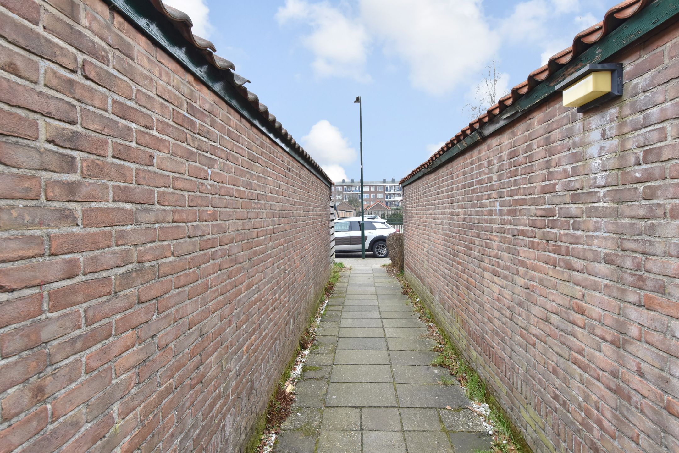 Foto 30 van Willem Klooslaan 36