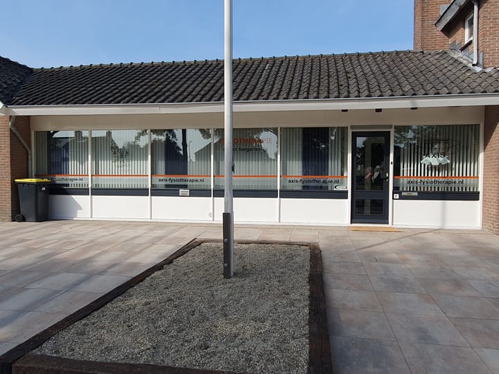 Burgemeester van der Bruggelaan 1-A, Giessenburg