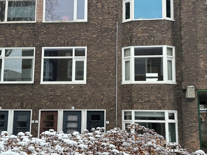 Photo 3 of Nassaustraat 3-A