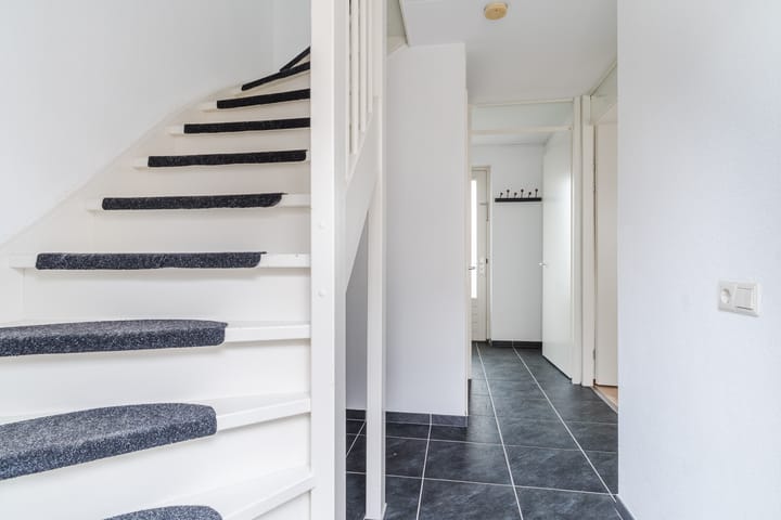 Photo 10 of Karel Mollenstraat Noord 25