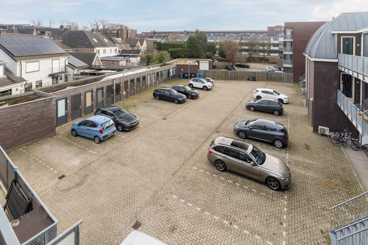 Photo 27 of Karel Mollenstraat Noord 25