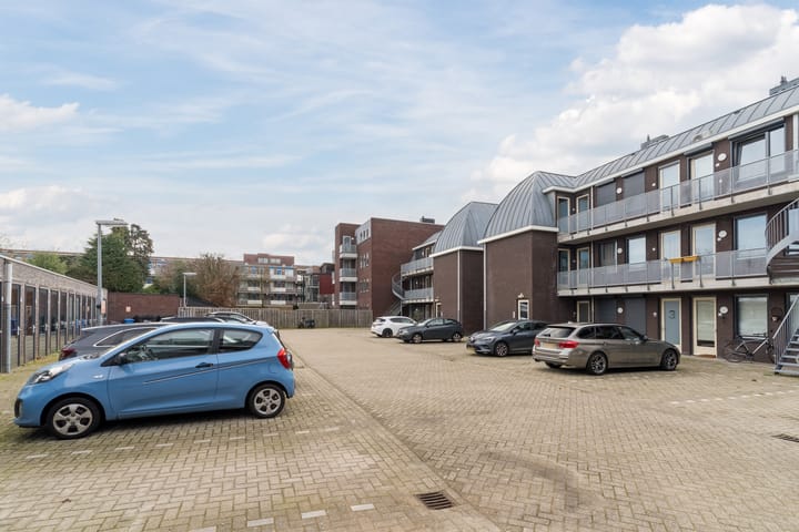 Photo 33 of Karel Mollenstraat Noord 25