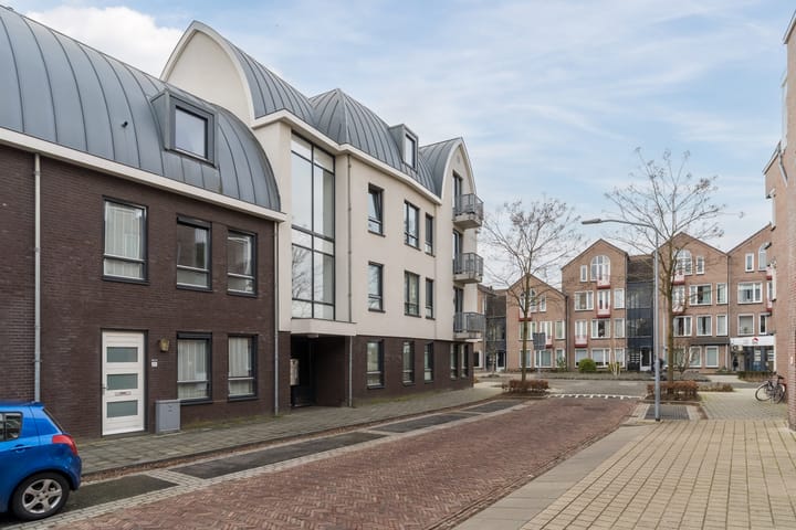 Photo 38 of Karel Mollenstraat Noord 25