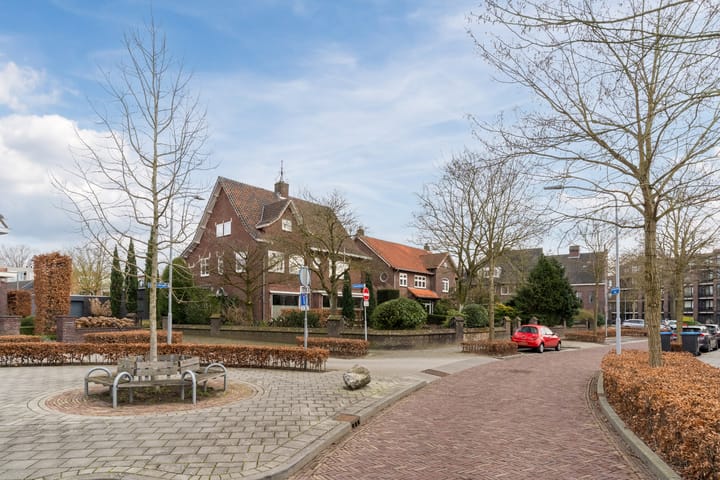 Photo 40 of Karel Mollenstraat Noord 25