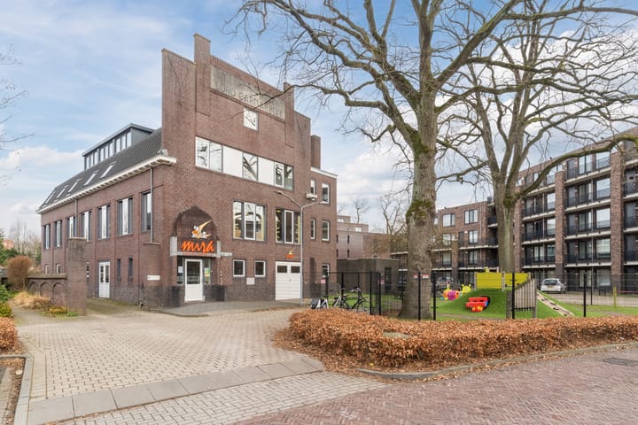 Photo 41 of Karel Mollenstraat Noord 25