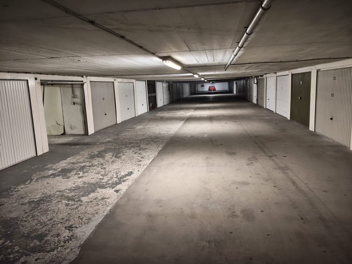 Photo 2 of Burgemeester van Fenemaplein 27-G23