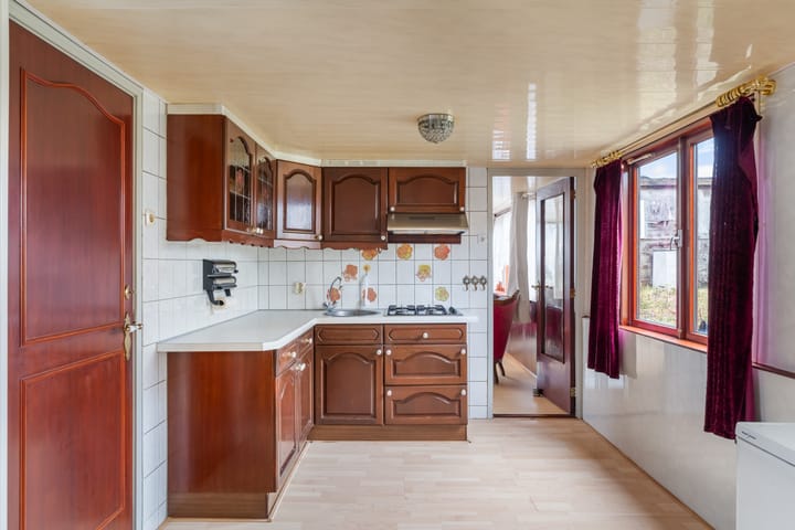 Photo 3 of Haarlemmerweg 121