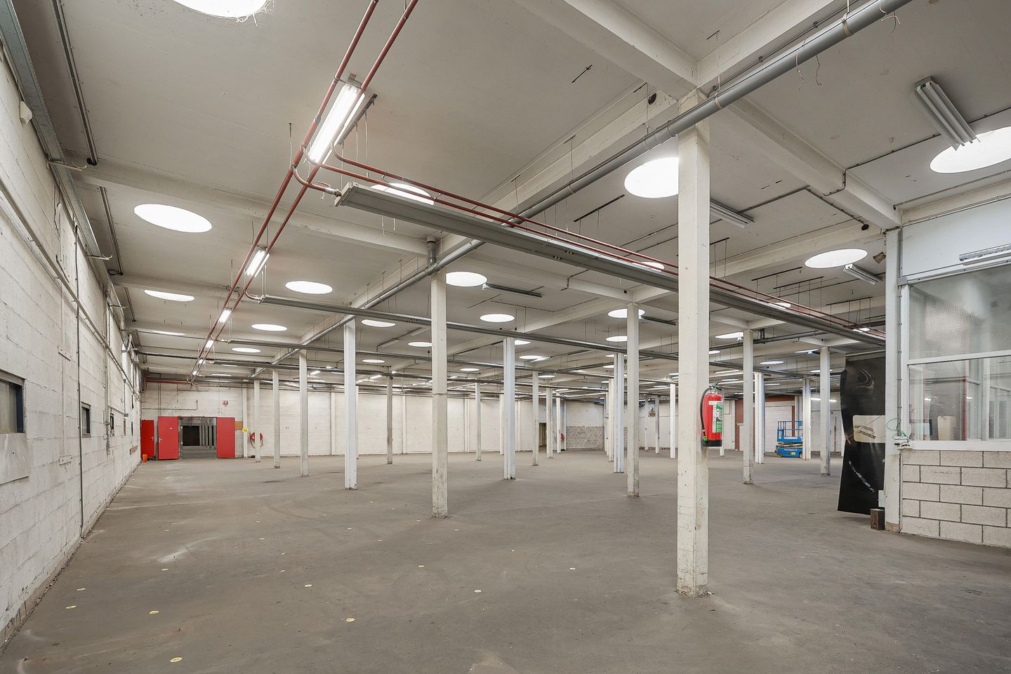 View photo 3 of Basisweg 61-A