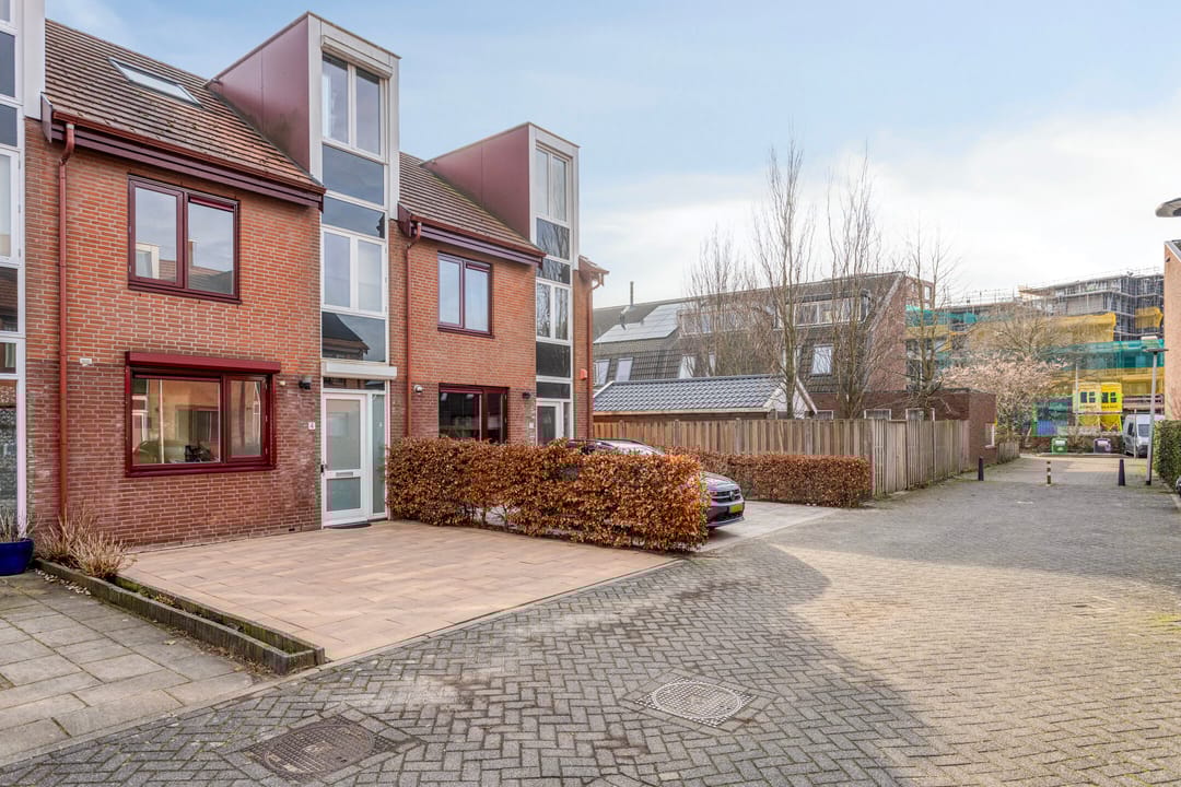 Photo 7 of De Does 4