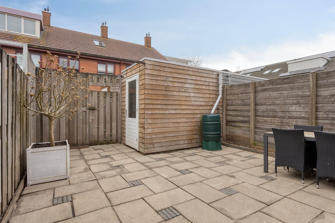 Photo 32 of De Does 4