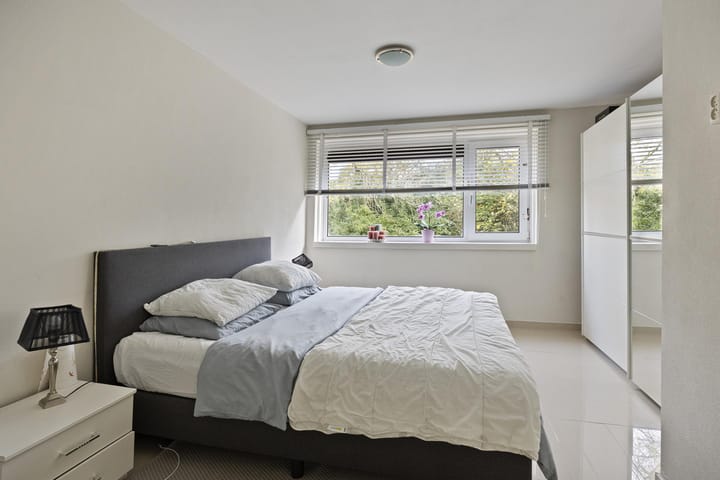 Foto 11 van Hoogenwaardstraat 74-A