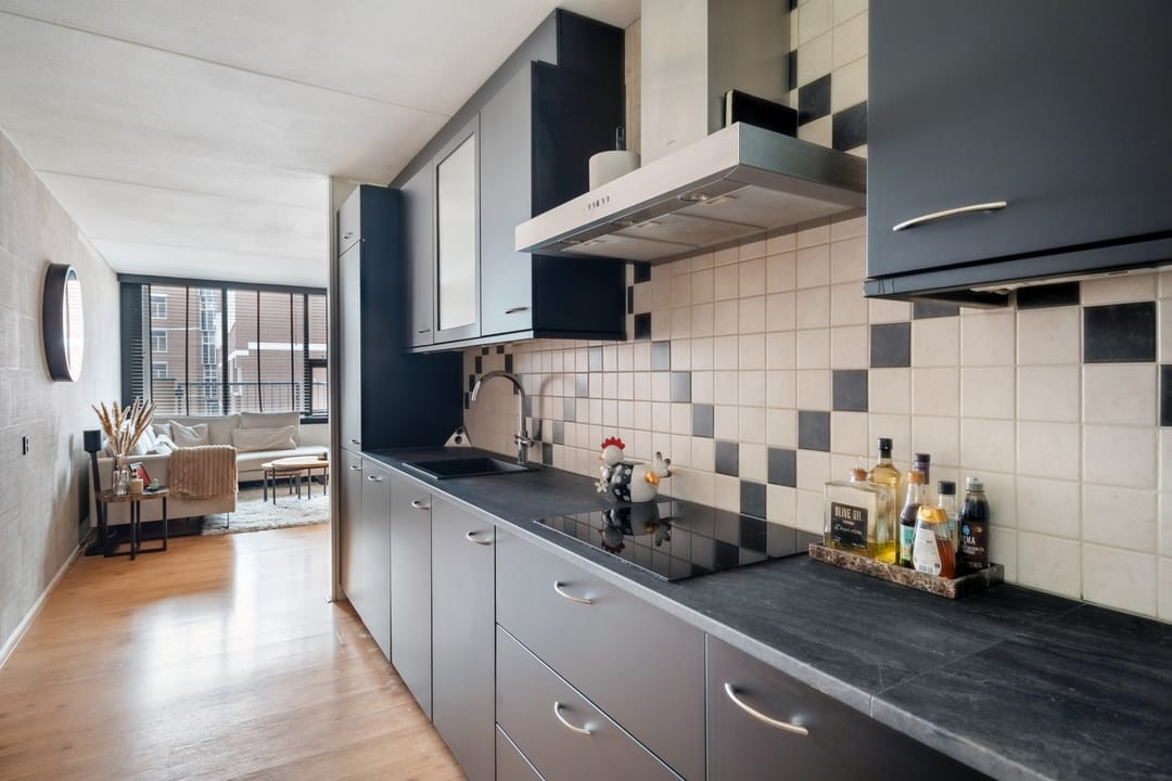 Photo 16 of Sir Winston Churchillln 839