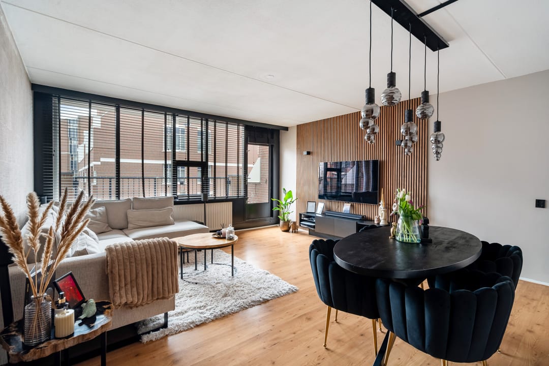 Photo 17 of Sir Winston Churchillln 839