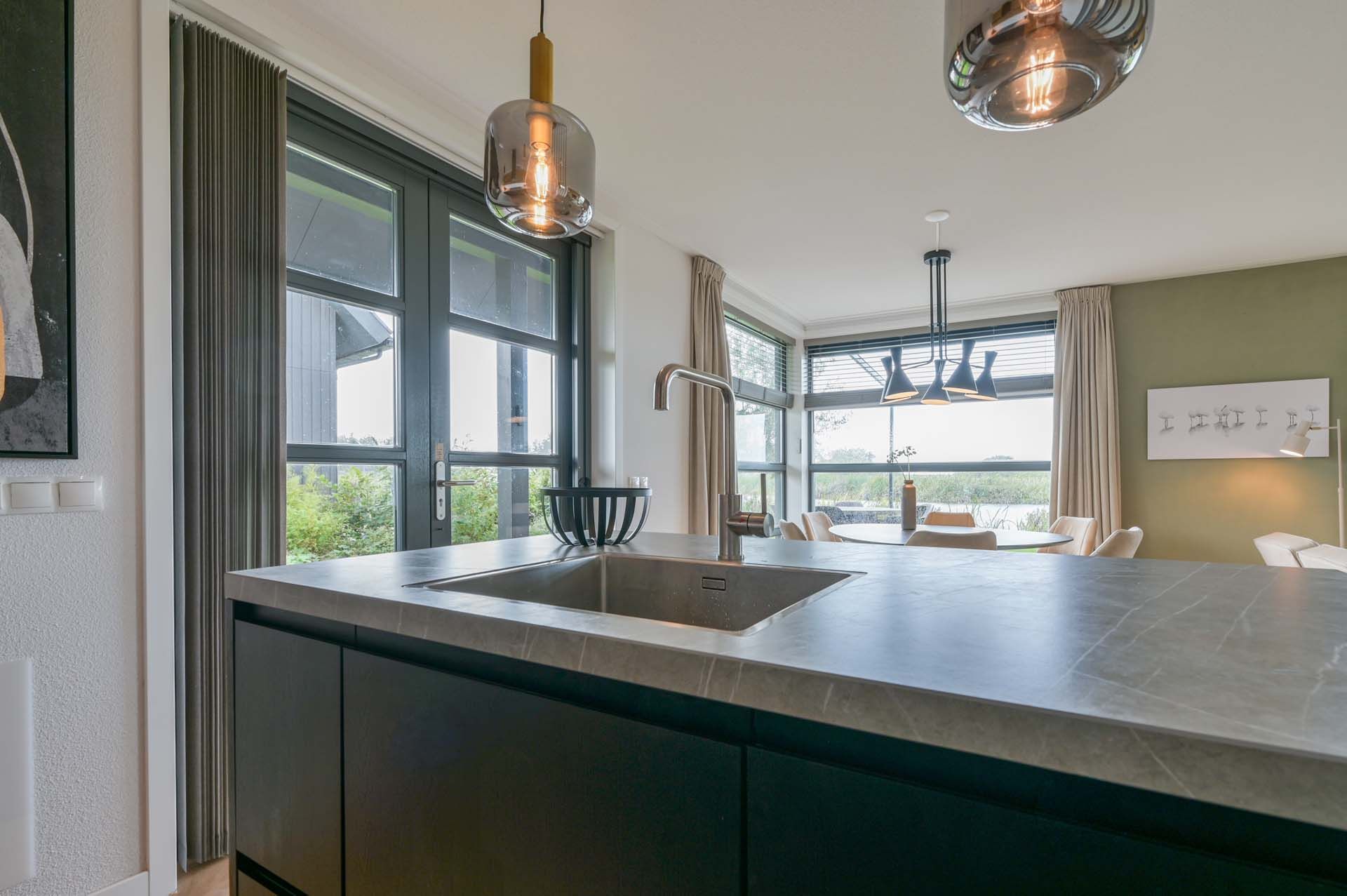 Foto 18 van A. de Graafweg 11